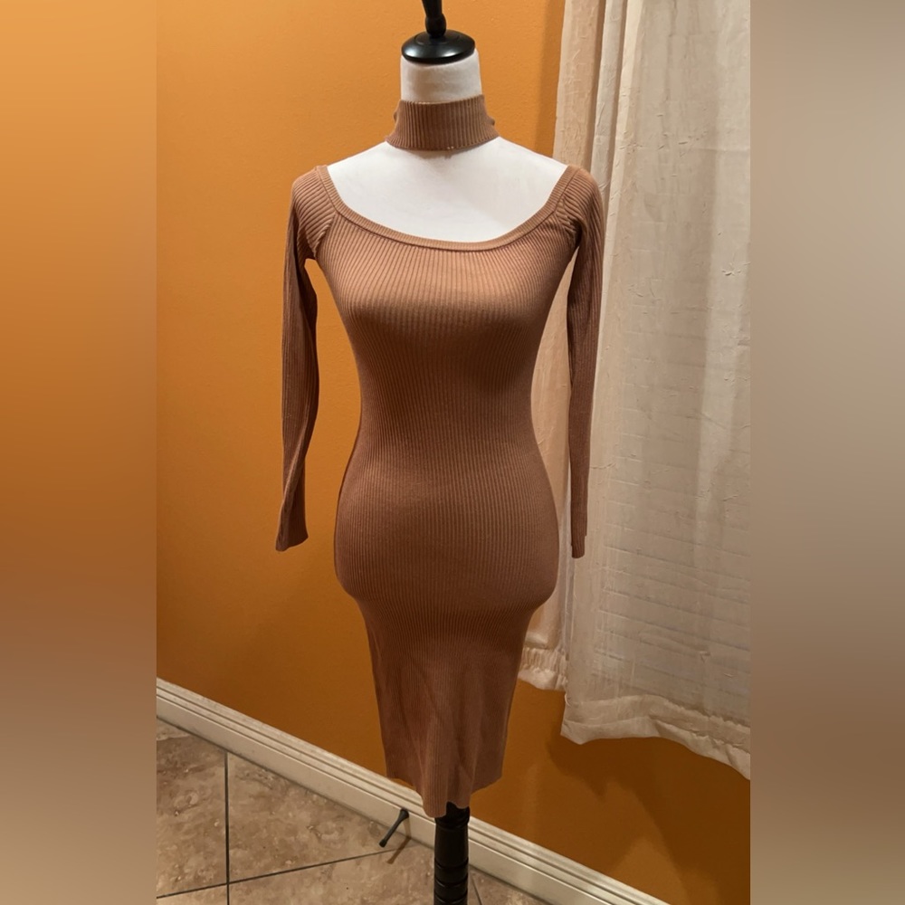 Women’s Knit Sweater MIDI Dress Size S